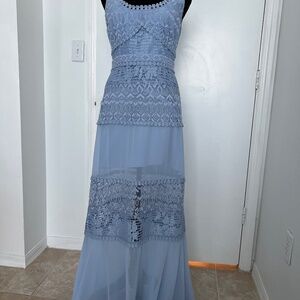 Size 4 BCBG maxi dress